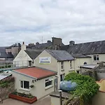 Shannon Bridge House *