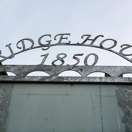 Shannon Bridge House *