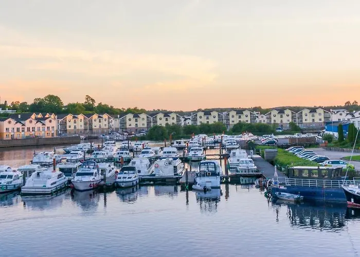 Shannon Bridge House 펜션 *