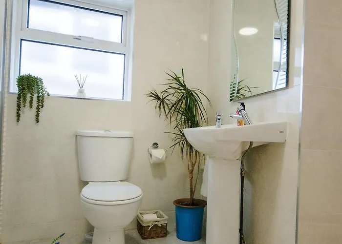 Shannon Bridge House